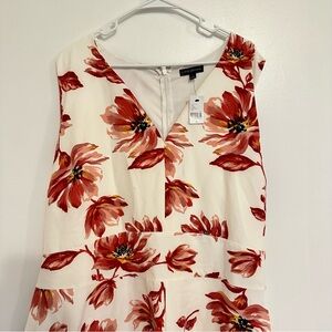 NWOT Lane Bryant V Neck Floral Midi Dress Size 28